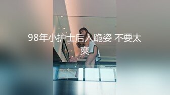 【自整理】金发萝莉少女忍不住在床上自慰，她的白虎馒头小蜜穴不停的往外流骚水！【166V】 (4)