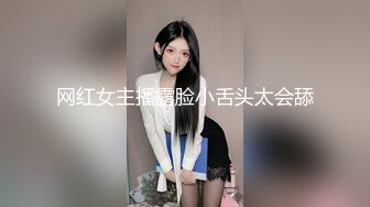 金发碧眼美女撸完再射她嘴巴里面