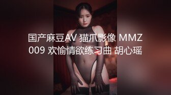 KTV女厕蹲守偷拍紫色连衣裙美女 稀毛肥鲍鱼张一小口