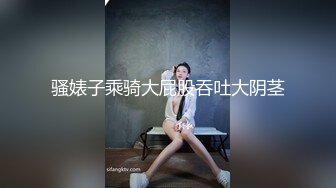 原配闯到小三家里互殴