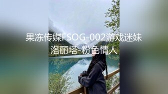 美女众多商场女厕隔板缝近景高清偸拍数位小姐姐方便，拍脸又拍逼人美逼更美 (5)