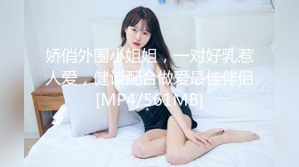 《极品CP✅魔手☛外购》色胆包天坑神潜入广西某医院急诊科女厕~直接进去隔板缝中偸拍多位女护士和女患者方便~太猛了 (8)