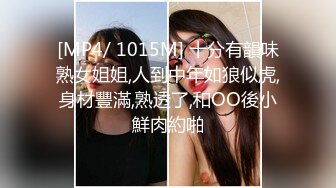 KTV一对喝醉的狗男女霸占厕所在里面打炮,男的重口爱好者,把妹子菊花掰开使劲闻