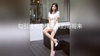 媚黑婊钦慕黑屌大神「Sirbao」绿帽老公献妻黑大屌看着老婆被强力操逼爽到发抖