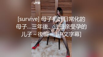 大神KFC商场尾随偷拍 一半抹胸的珍珠粉裙美女买单被抄底，逼夹住浅绿内裤